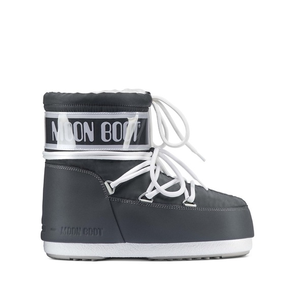 Moon Boot Shoes | Reflex Moon Boot Size 3738 Women 56 | Color: Black/White | Size: 5 | Pm-32386503's Closet